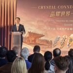 中国・東海が、クリスタルと手作りのプレスオンネイルをミラノ・ファッションウィークに披露