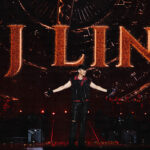 JJ Lin、シンガポールグランプリ2026（Singapore Grand Prix 2026）でヘッドライナーを務め、世界水準の公演で20曲を披露、新曲初披露、チーム100名超がシンガポールに集結